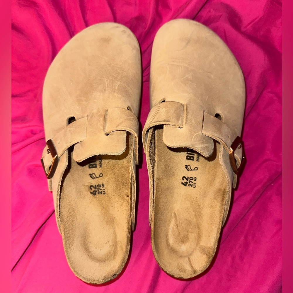 Birkenstock Boston soft footbed size 42 wide Tan
